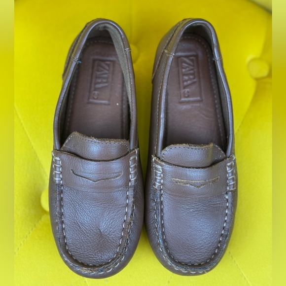 Zara Brown Leather Loafers Slip-On Classic - Picture 1 of 10